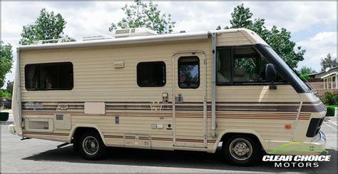 mega rv|22' winnebago motorhome for sale.